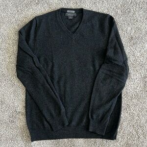 100% cashmere sweater